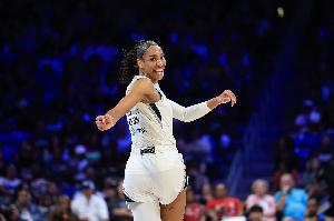 4年3冠+DPOY+MVP+FMVP!阿贾·威尔逊当选ESPY最佳WNBA球员